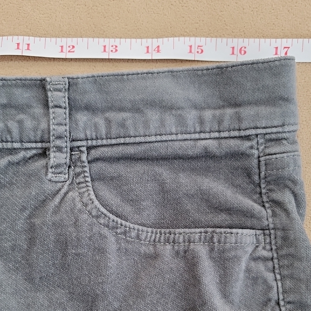 Loft Gray Velour Straight Leg Jeans Size 14 EUC - Picture 4 of 7